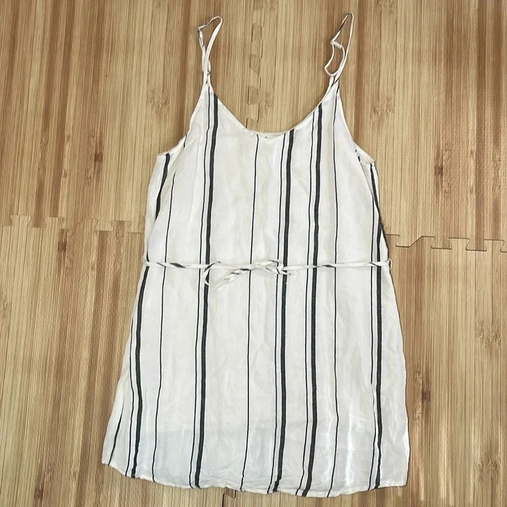 Thread And Supply Linen White Black Vertical Striped Dress Women's Size Small